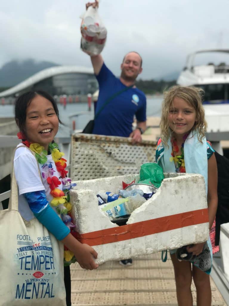 Hainan Island 22 Beach cleanup